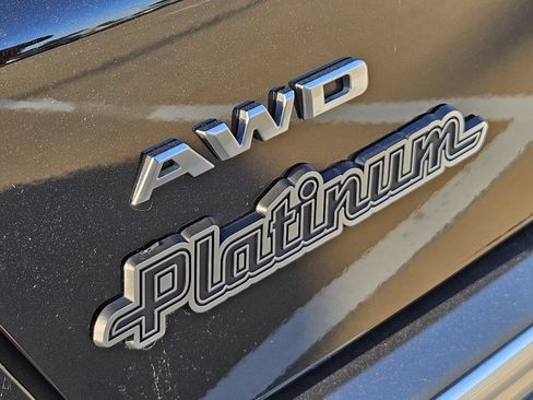 New 2026 Cadillac XT5 Luxury AWD/4WD image 15