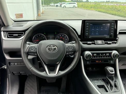Certified 2022 Toyota RAV4 XLE Premium image 13