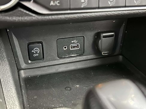 Used 2024 Nissan Sentra S FWD image 22