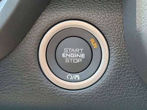 New 2025 RAM 2500 Big Horn image 10