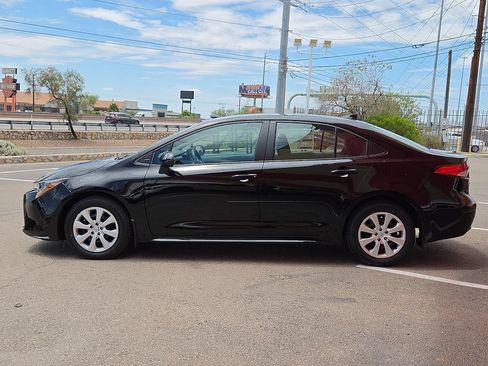 New 2026 Toyota Corolla LE FWD image 2