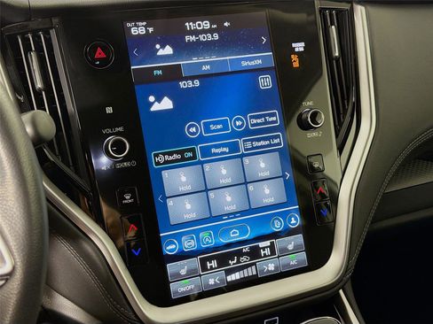 Used 2024 Subaru Outback Premium image 14