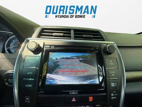 Used 2016 Toyota Camry XLE w/ Advanced Technology Package FWD image 18