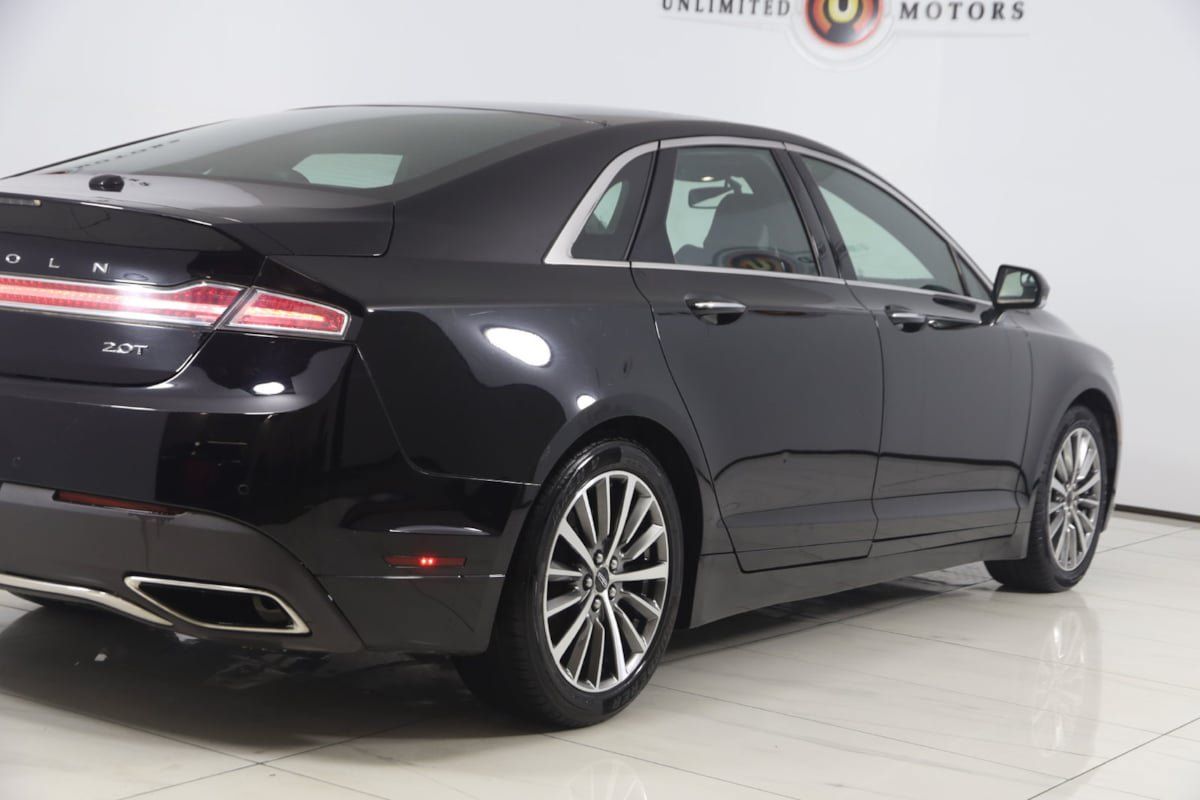 Used 2017 Lincoln MKZ Premiere FWD image 37
