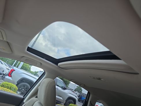 Used 2012 Honda CR-V EX image 26