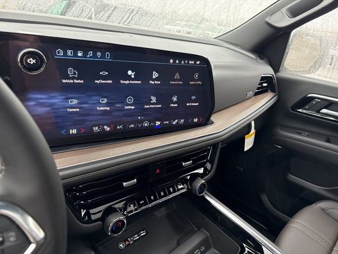 New 2026 Chevrolet Suburban High Country AWD/4WD image 23
