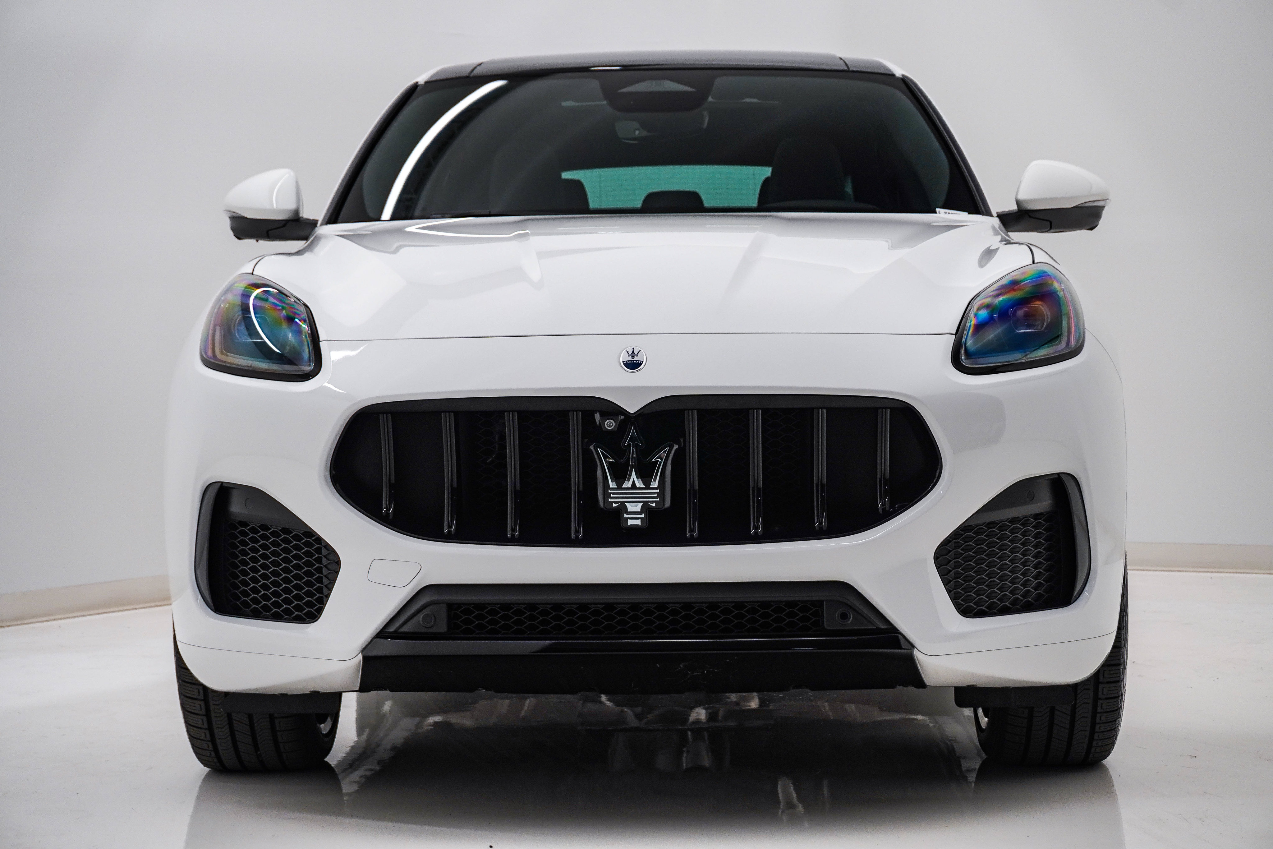 Used 2025 Maserati Grecale Modena AWD/4WD image 6