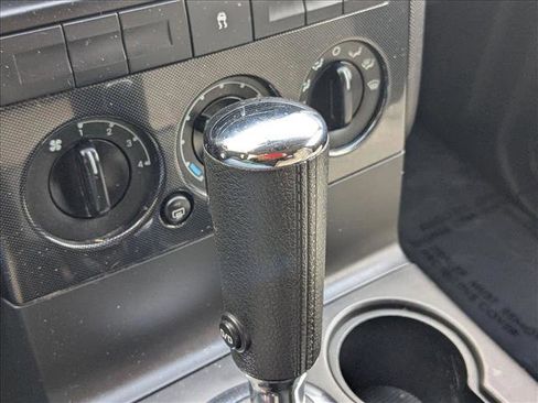 Used 2008 Ford Explorer XLT image 12