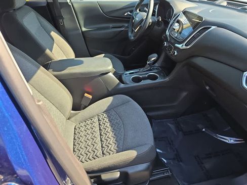 Used 2023 Chevrolet Equinox LT AWD/4WD image 13