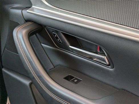 Used 2025 MAZDA CX-90 3.3 Turbo w/ Premium Sport Pkg image 34