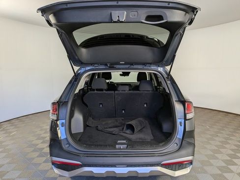 Used 2023 Kia Sportage LX image 12