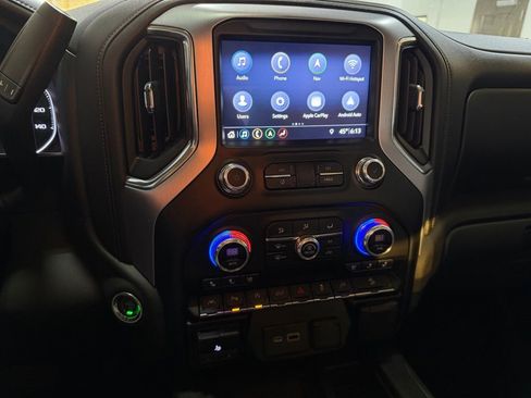 Used 2019 GMC Sierra 1500 SLT w/ SLT Premium Plus Package image 17