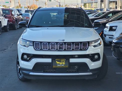 Certified 2024 Jeep Compass Limited image 2