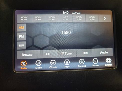 Used 2019 Jeep Cherokee Latitude Plus w/ Cold Weather Group image 25