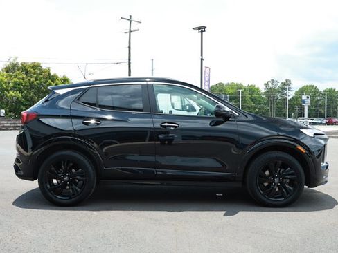Used 2024 Buick Encore GX Sport Touring AWD/4WD image 4