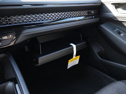 Used 2025 Honda Accord Sport image 29