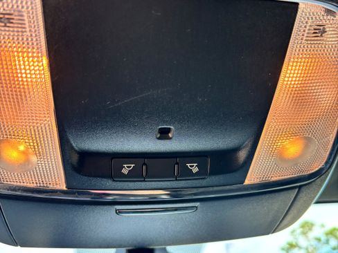 Used 2020 Jeep Grand Cherokee Laredo image 20