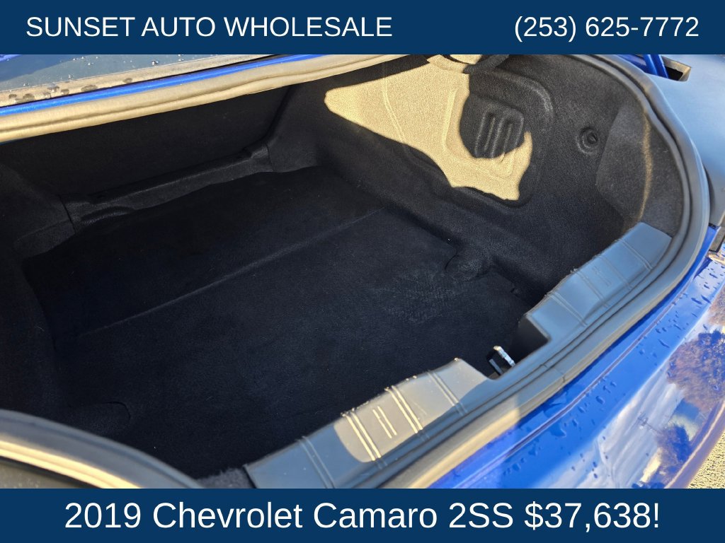 Used 2019 Chevrolet Camaro SS RWD image 23