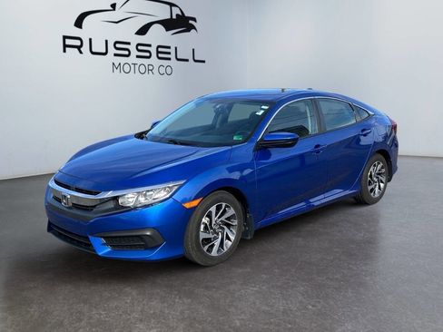 Used 2018 Honda Civic EX image 1