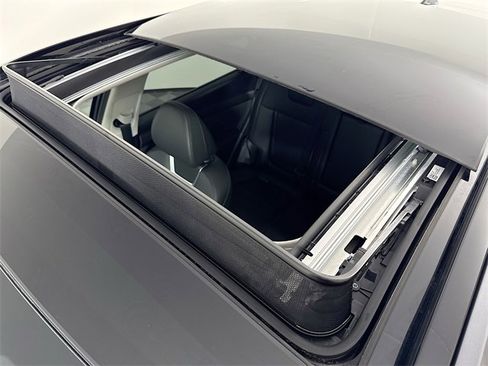 New 2025 Hyundai Tucson Limited image 41