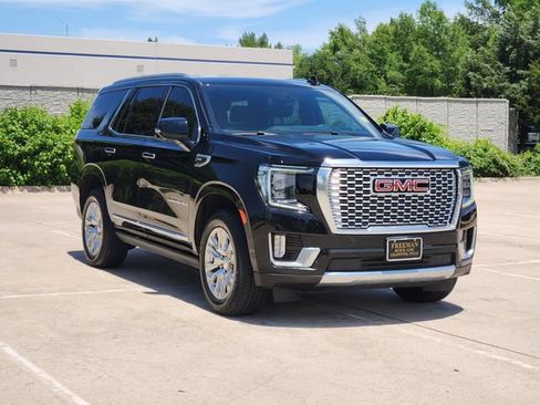 Used 2023 GMC Yukon Denali AWD/4WD image 4
