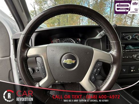 Used 2017 Chevrolet Express 3500 LT w/ LT Preferred Equipment Group RWD image 15