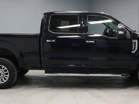 Used 2020 Ford F350 XLT w/ XLT Premium Package image 12