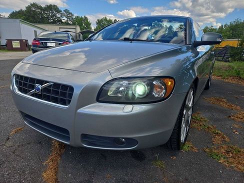 Used 2010 Volvo C70 T5 FWD image 11