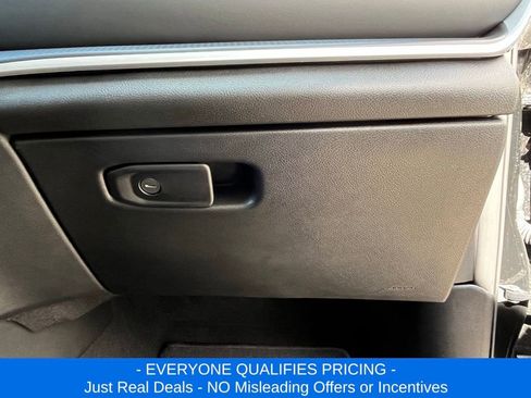 New 2025 Jeep Grand Cherokee L Altitude image 21