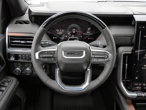 New 2026 GMC Yukon Denali w/ Denali Reserve Package image 7