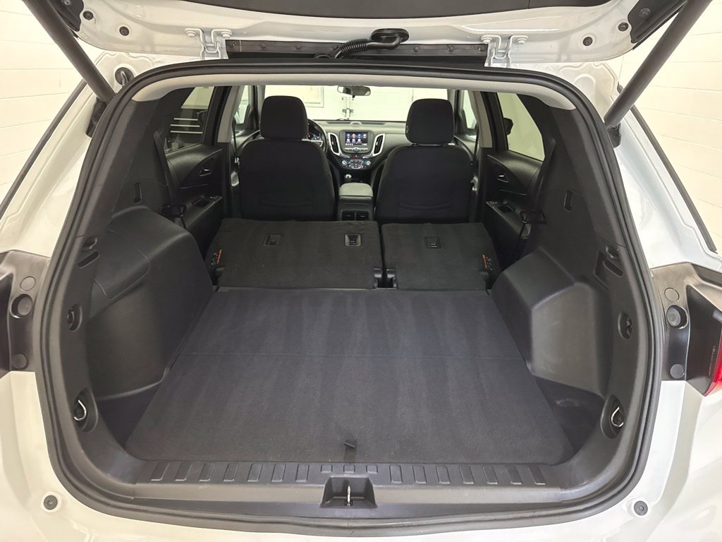 Used 2020 Chevrolet Equinox LT w/ Driver Convenience Package AWD/4WD image 7
