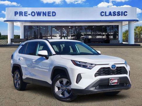 Used 2024 Toyota RAV4 LE image 1