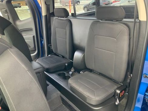 Used 2018 GMC Canyon SLE w/ SLE Convenience Package image 17