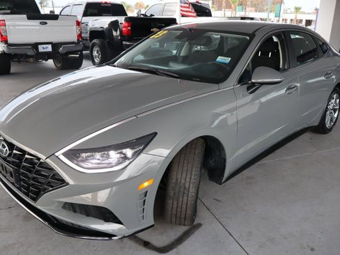 Used 2023 Hyundai Sonata SEL image 9