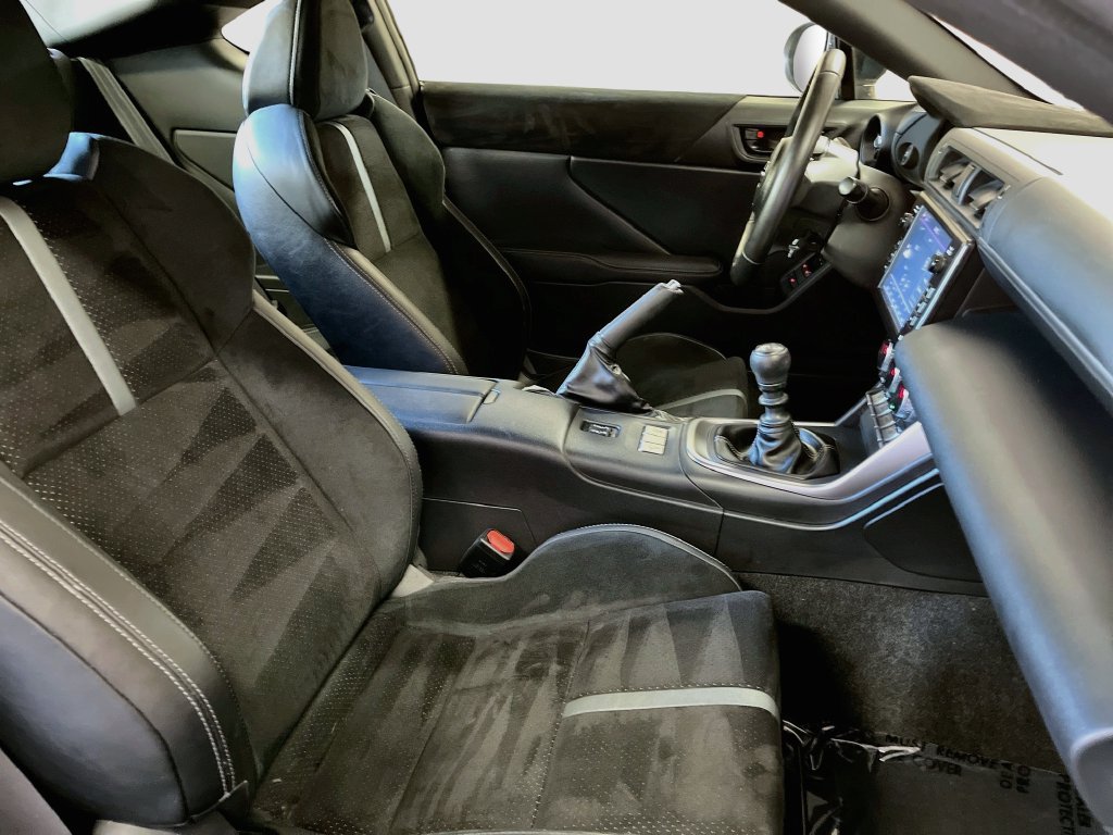 Used 2023 Toyota GR86 Premium w/ ALL Weather Mat Package (TMS) RWD image 26