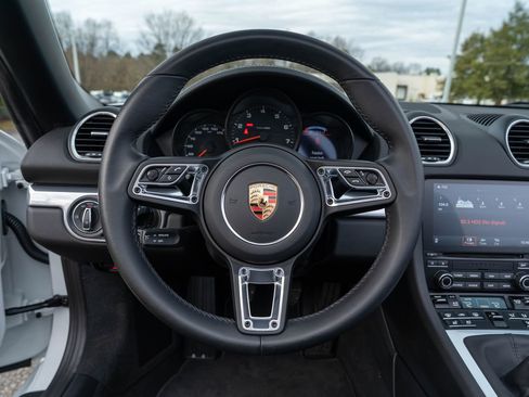 Certified 2024 Porsche 718 Boxster image 27