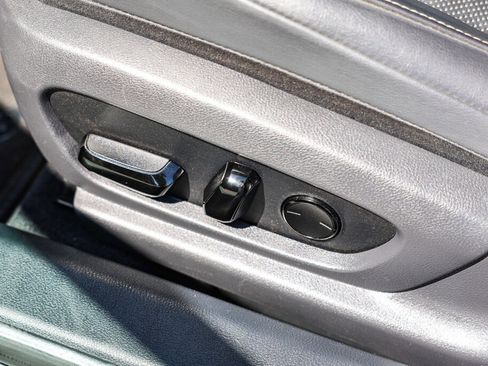 Used 2022 Lexus ES 350 w/ Premium Package image 11