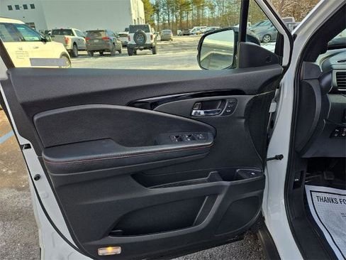 Used 2021 Honda Ridgeline Black Edition image 5