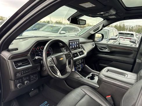 Used 2021 Chevrolet Suburban LT w/ LT Signature Package AWD/4WD image 10