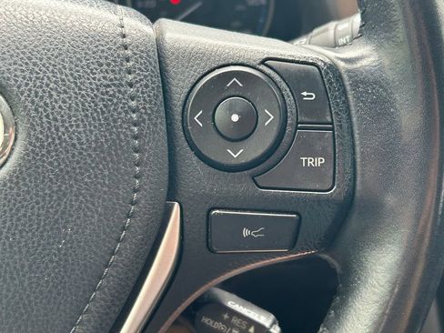 Used 2018 Toyota RAV4 XLE w/ Plus Extra Value Package image 37