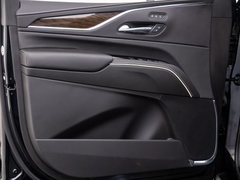 Certified 2024 Cadillac Escalade ESV Sport Platinum w/ LPO, ONYX Package image 16