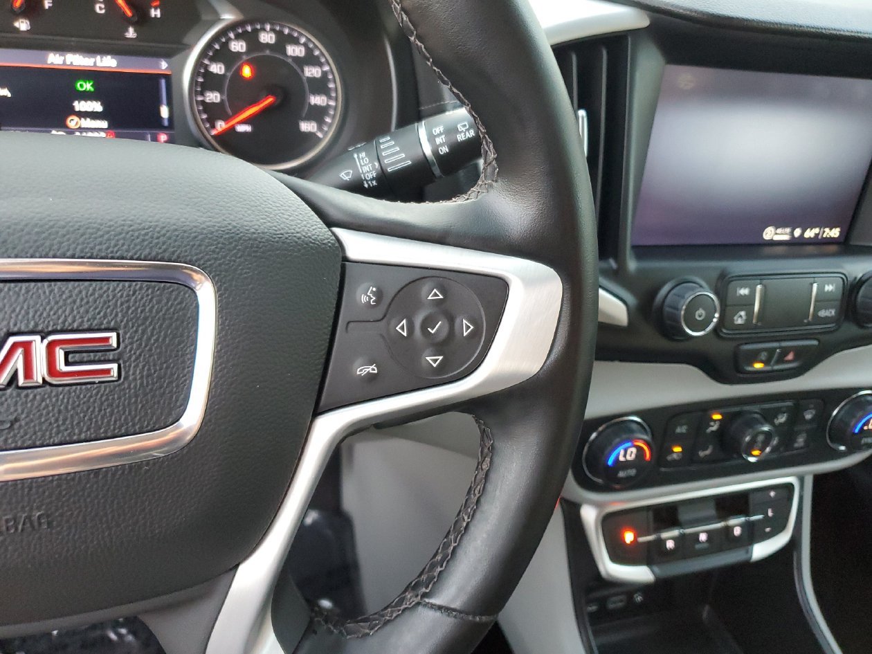 Used 2024 GMC Terrain SLT w/ Infotainment Package II FWD image 27