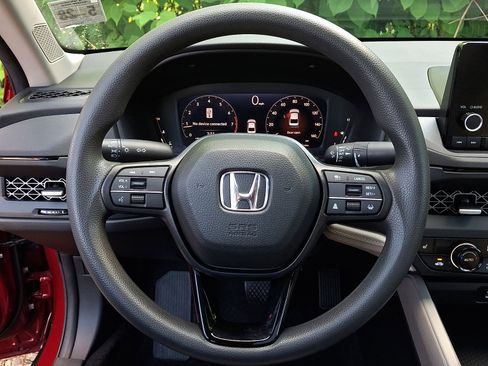 Used 2023 Honda Accord EX image 20