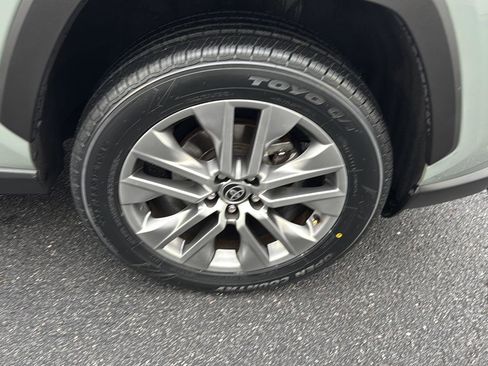 Used 2023 Toyota RAV4 XLE Premium image 34