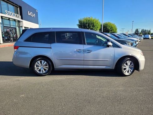 Used 2016 Honda Odyssey EX-L image 3
