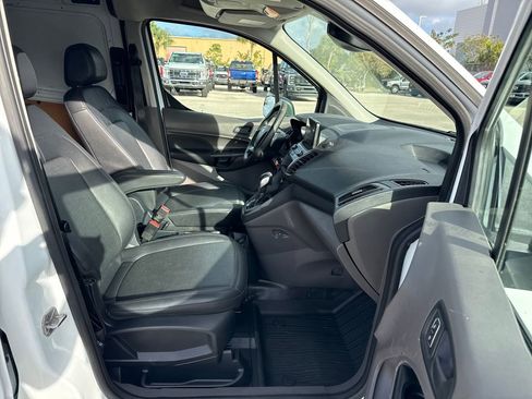 Used 2020 Ford Transit Connect XL image 23