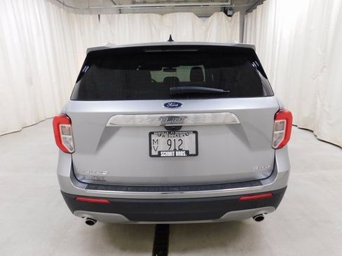 Used 2021 Ford Explorer Limited w/ Equipment Group 301A image 5