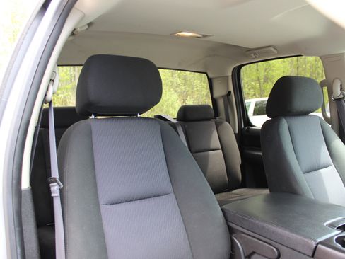 Used 2014 Chevrolet Silverado 2500 LT w/ Snow Plow Prep Package image 36