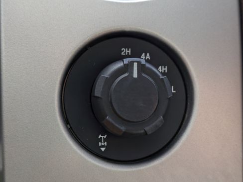 Used 2014 Ford F150 Lariat w/ Equipment Group 502A Luxury image 33