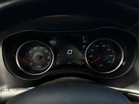 Used 2022 Dodge Charger SXT RWD image 15